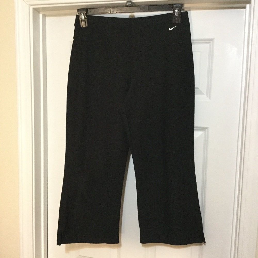 Nike Fit Dry Size M 30x24 Black Yoga Workout Pant